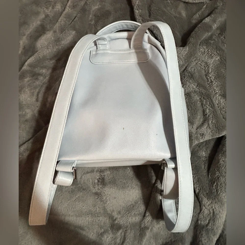 🦋Mini Light Blue Backpack🦋 - Picture 2 of 3